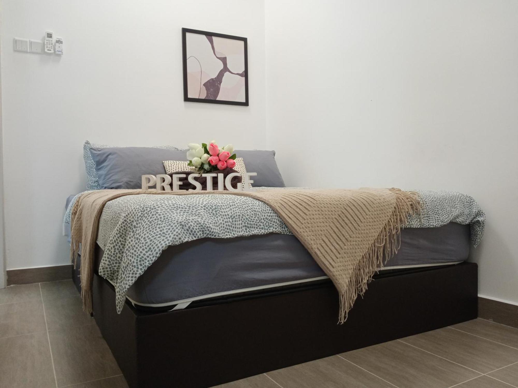 Prestige Troika Luxury Stay Kota Bharu Room photo
